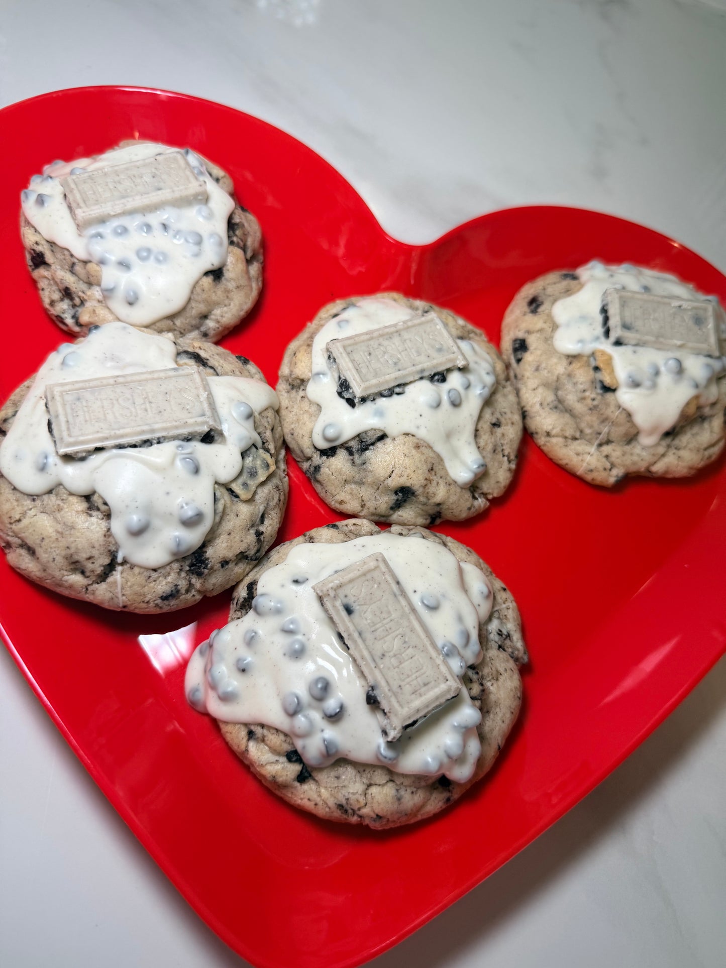 Cookies & Cream cookies