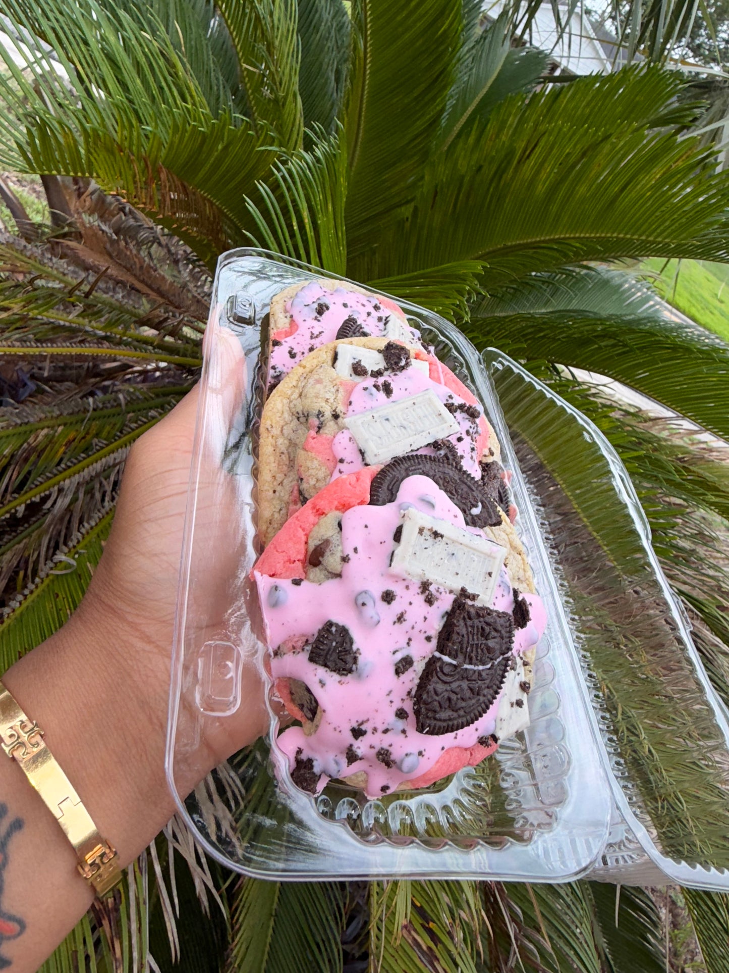 Strawberry cookies and cream
