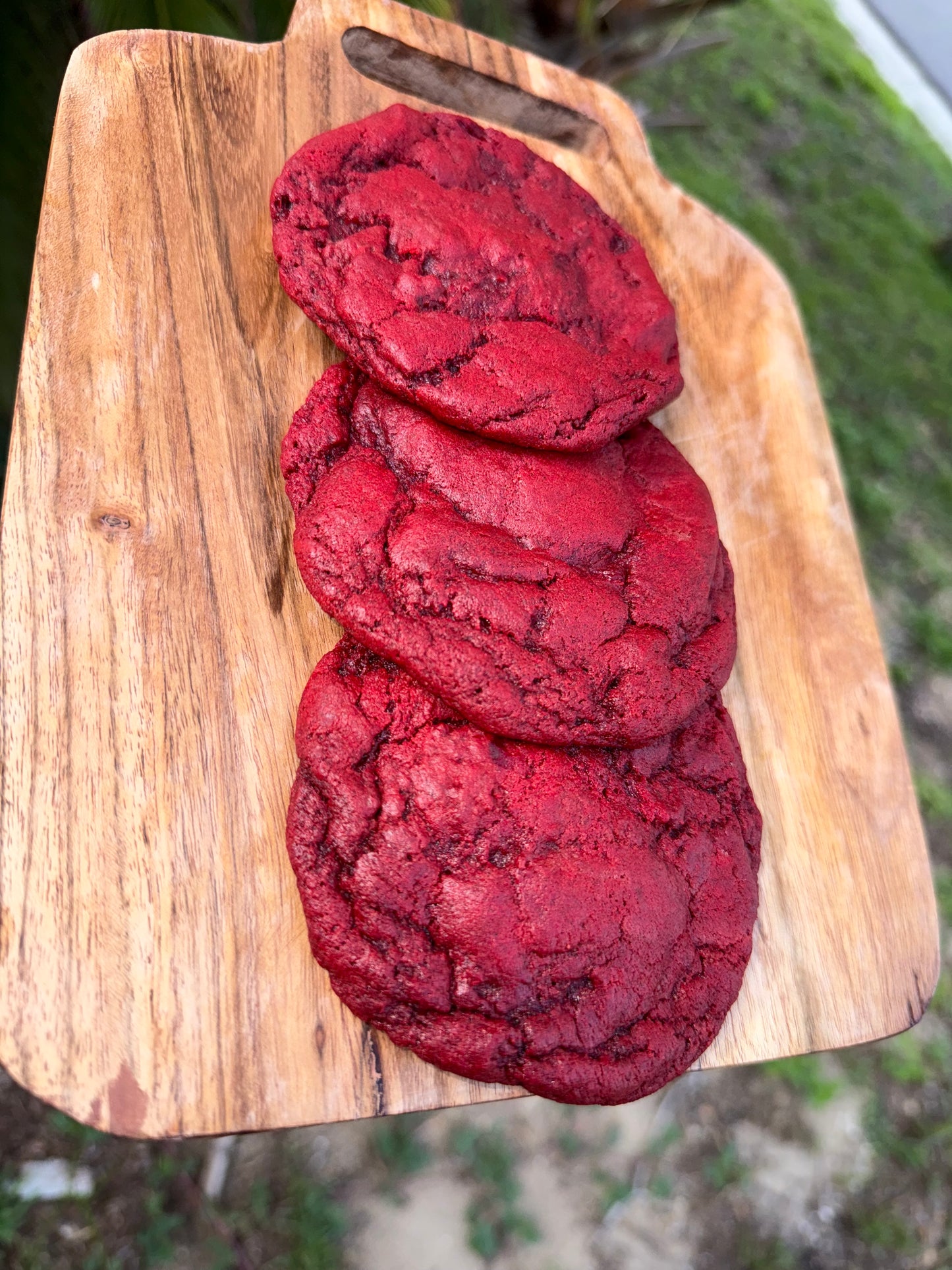 Red velvet chipless cookies