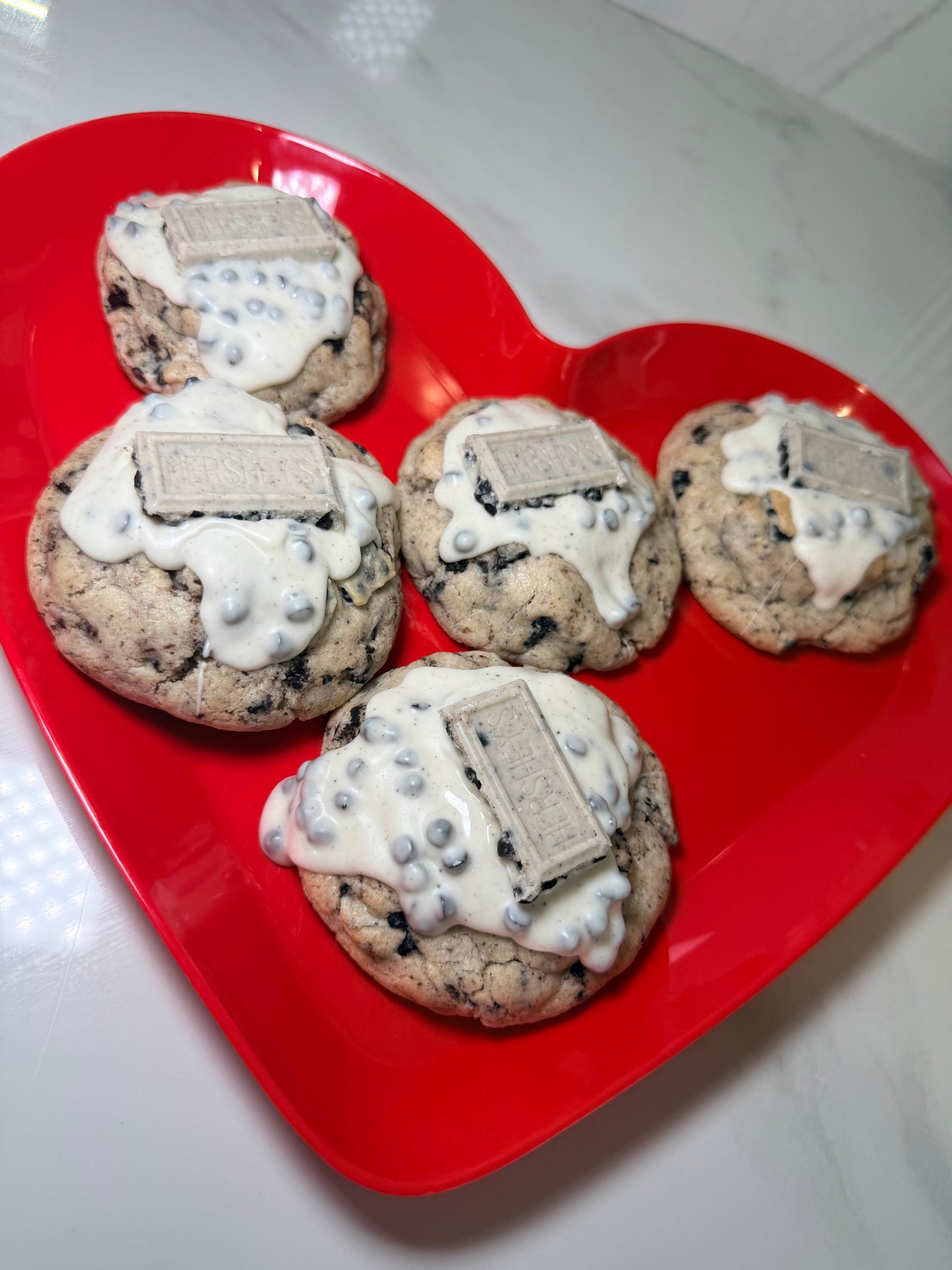Cookies & Cream cookies