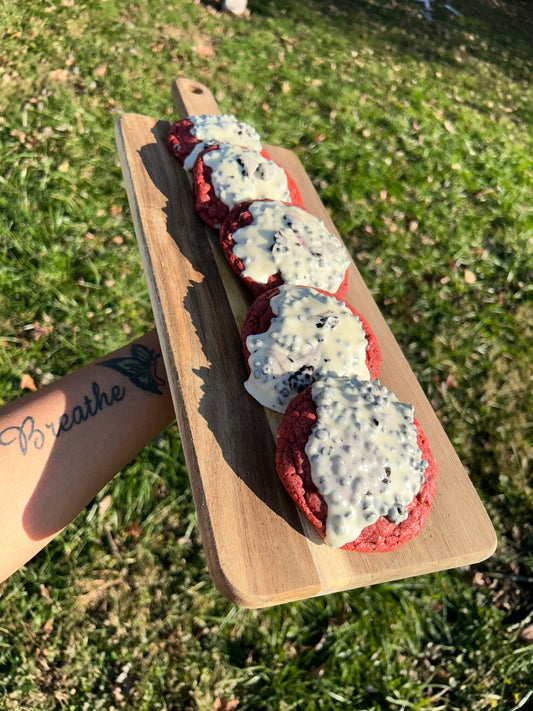 Stuffed cookies and cream red velvet cookies