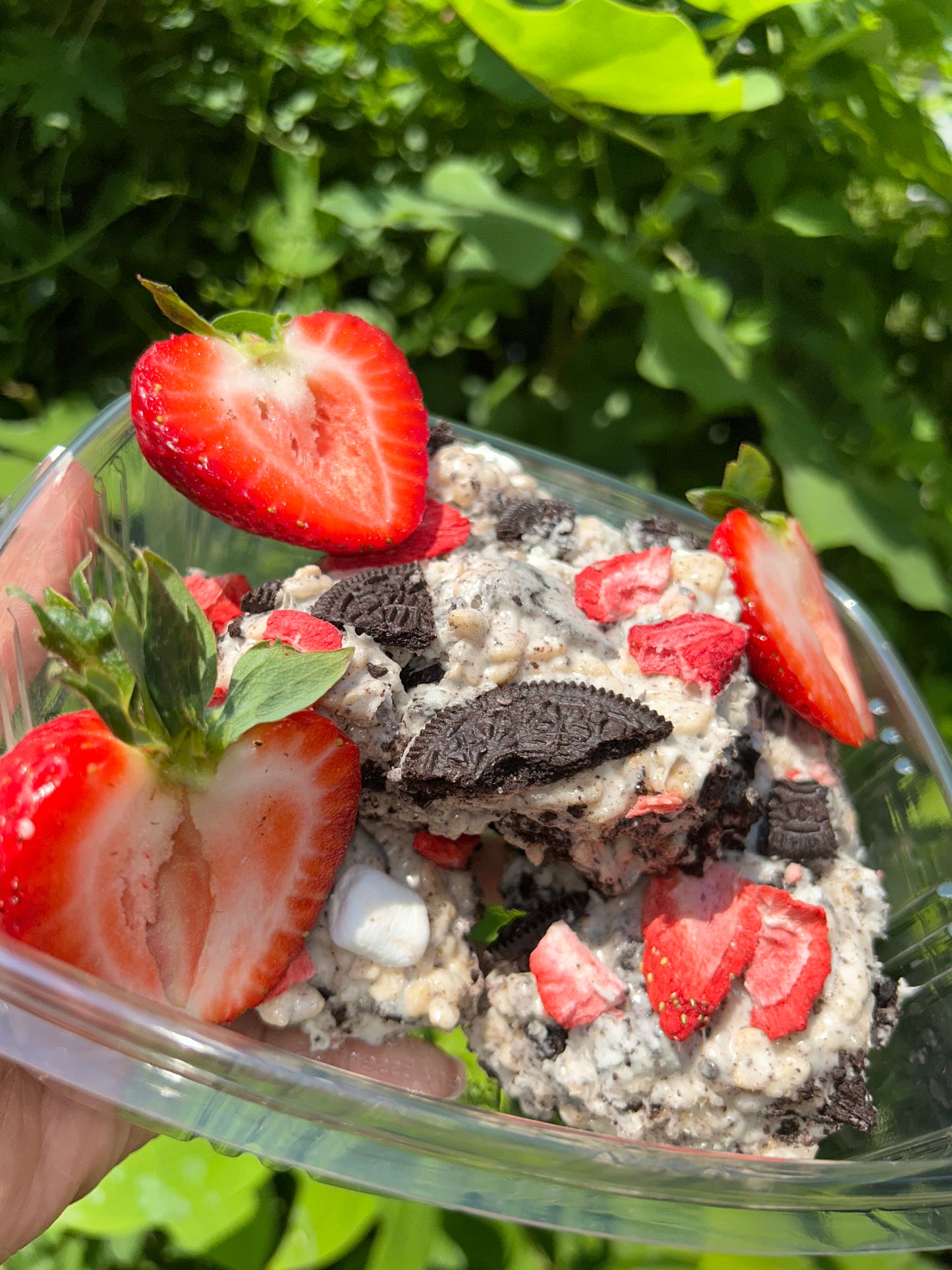 Strawberry Oreo Rice Krispies